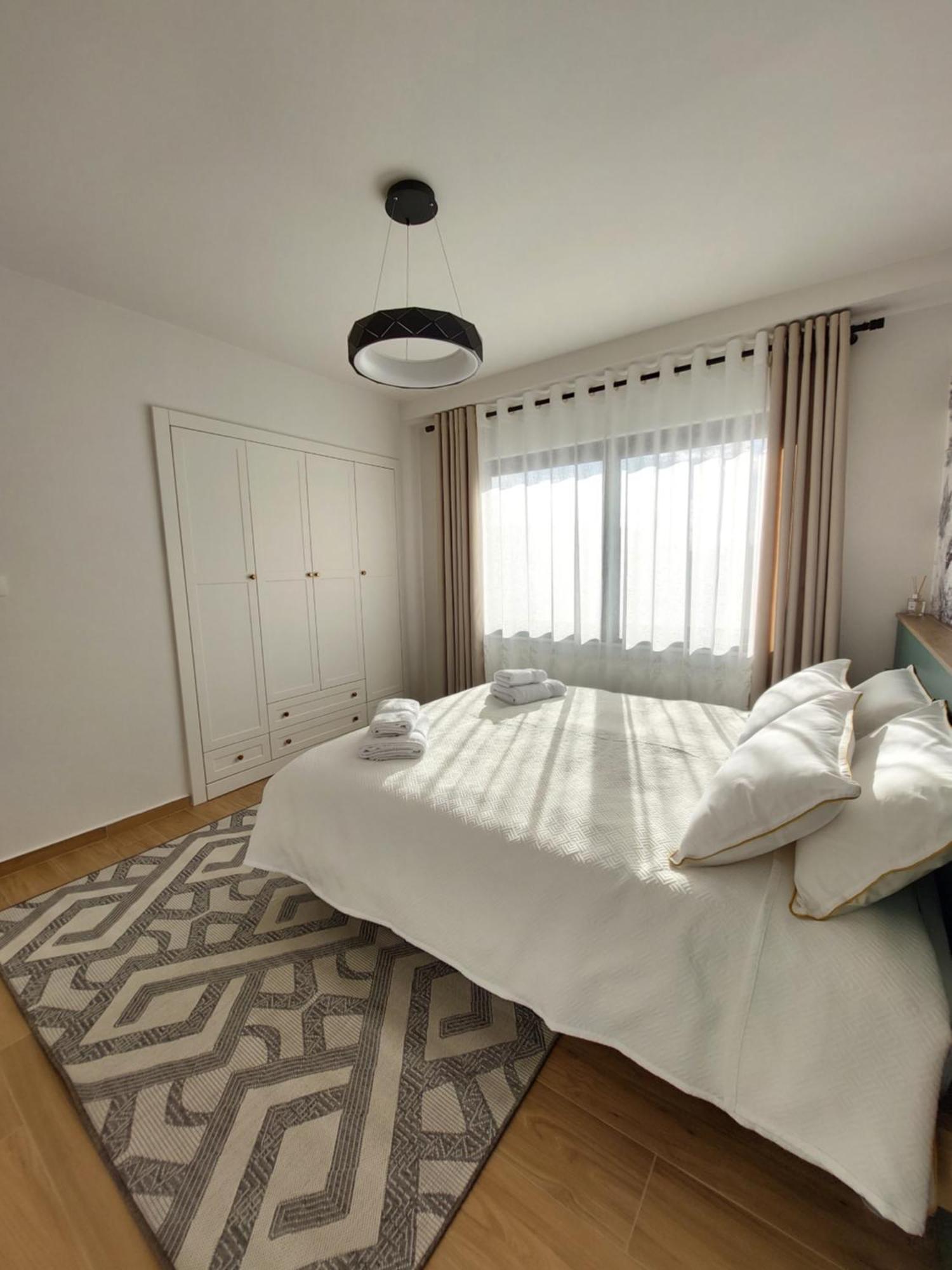 Behome Tirana Exterior foto